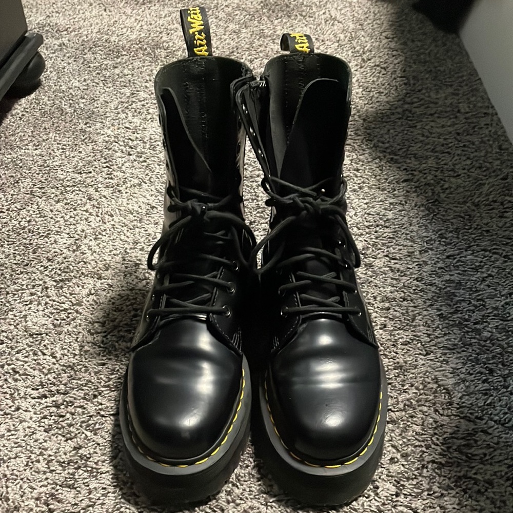 Dr. Martens Jadon Hi